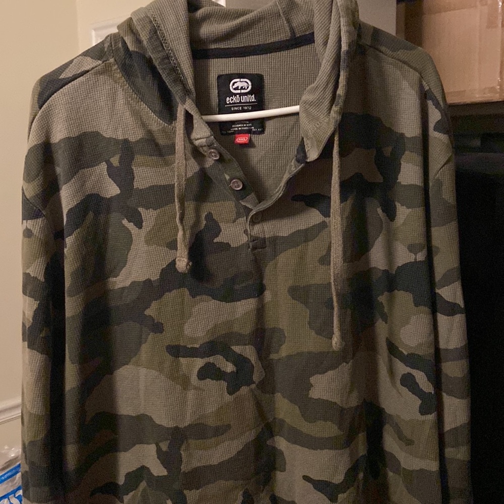 Ecko Unltd. Camo Hooded Long Sleeve Thermal Waffle Knit Sweatshirt